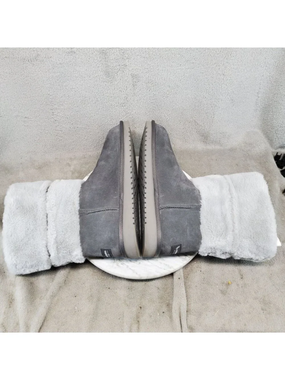 Koolaburra by UGG Shoes Womens Size 11 Dezi Gray Suede Short Boots